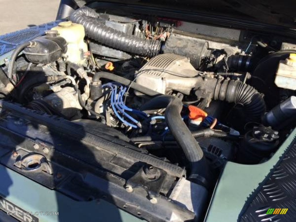 1985 Land Rover Defender 110 Hardtop 2.5 Liter OHV 8-Valve 4 Cylinder Engine Photo #103364799