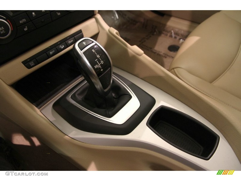 2013 BMW X1 xDrive 28i Transmission Photos