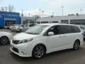 Super White 2013 Toyota Sienna SE