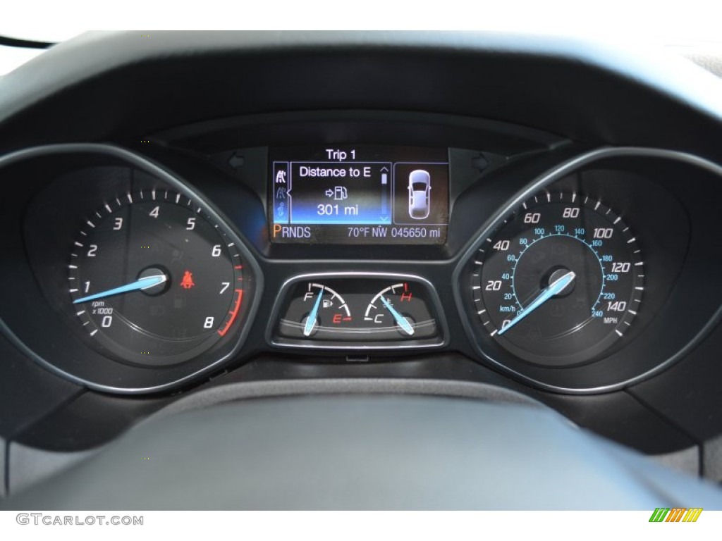 2013 Focus Titanium Sedan - Ruby Red / Charcoal Black photo #30