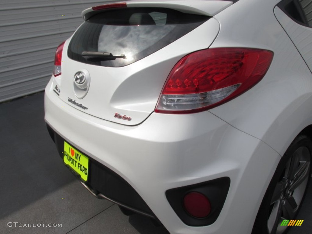2013 Veloster Turbo - Elite White Pearl / Blue photo #12