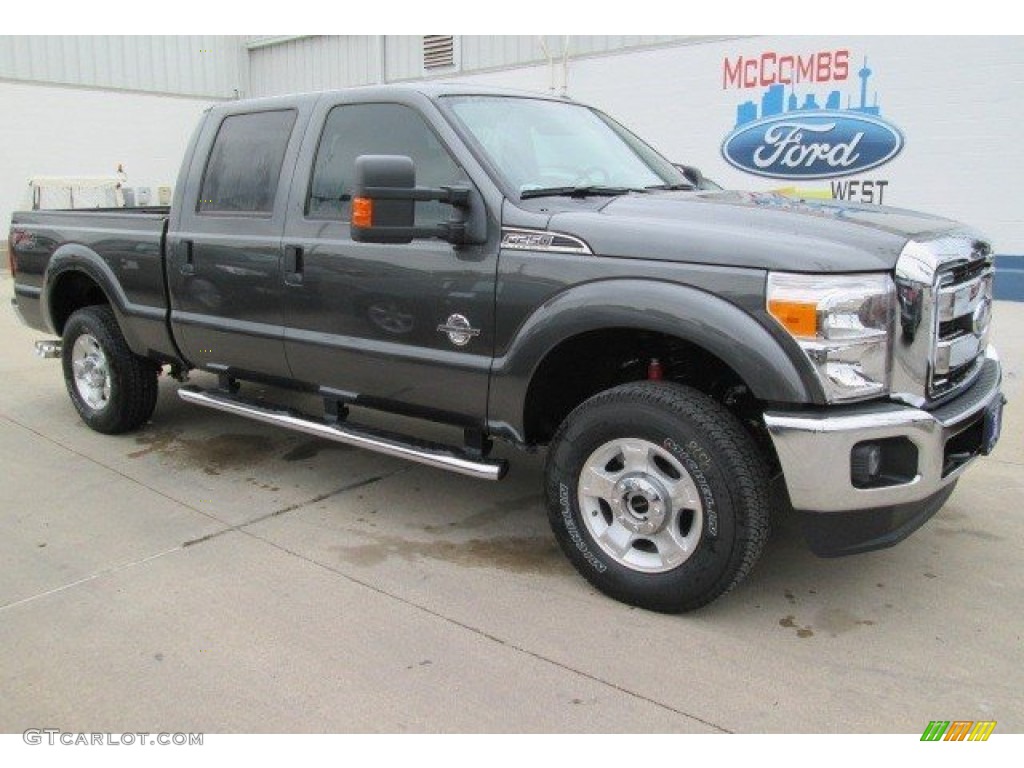 Magnetic Ford F250 Super Duty
