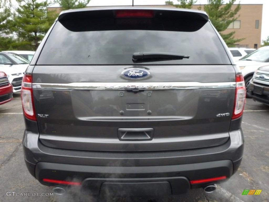 2015 Explorer XLT 4WD - Magnetic / Charcoal Black photo #3