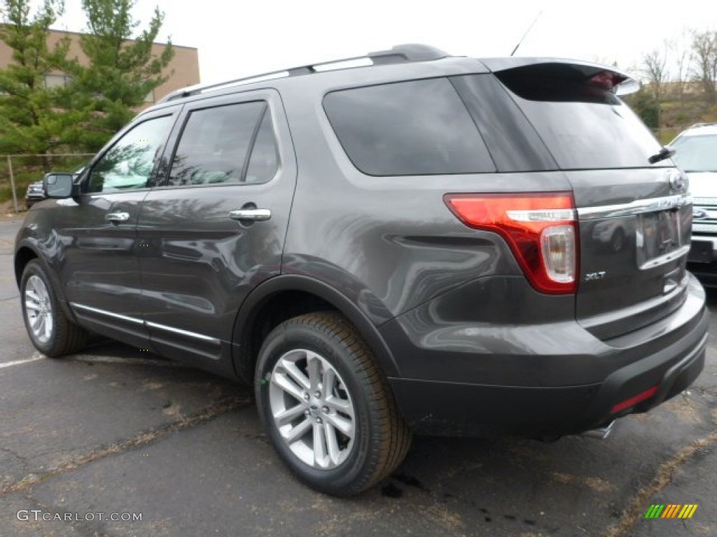 2015 Explorer XLT 4WD - Magnetic / Charcoal Black photo #4