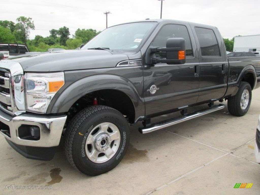 2015 F250 Super Duty XLT Crew Cab 4x4 - Magnetic / Steel photo #34