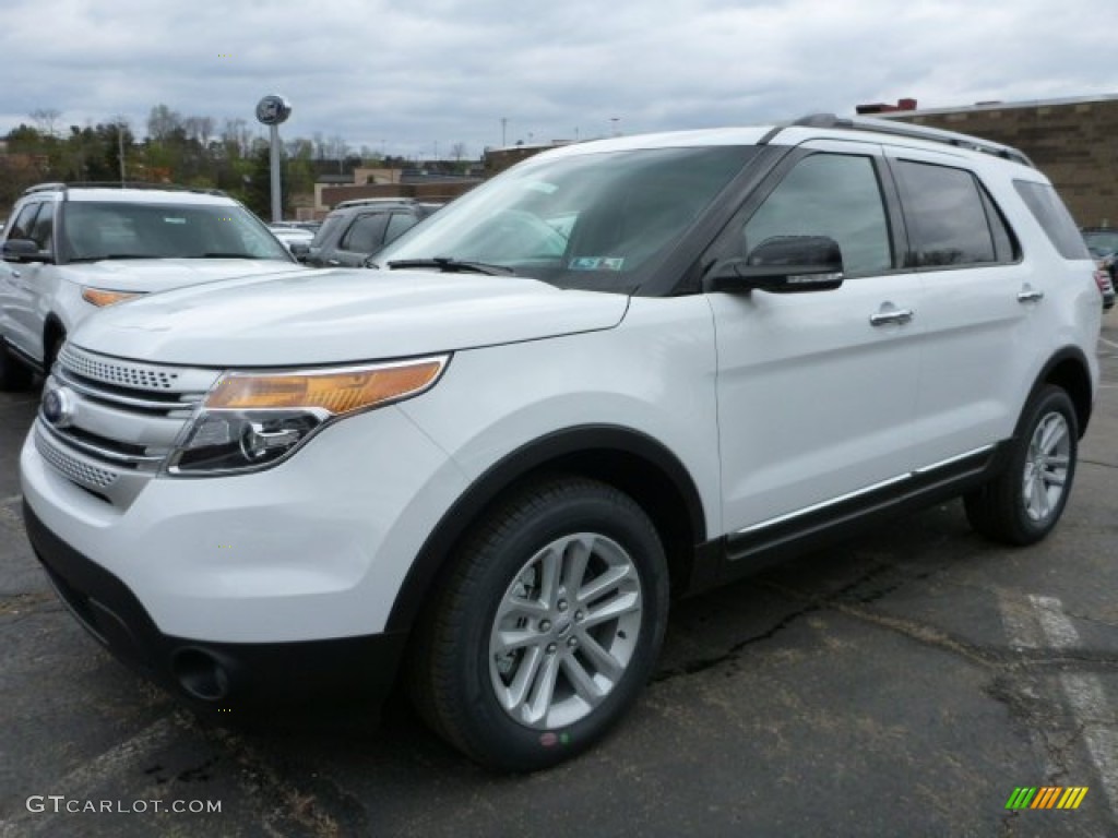 2015 Explorer XLT 4WD - Oxford White / Charcoal Black photo #5