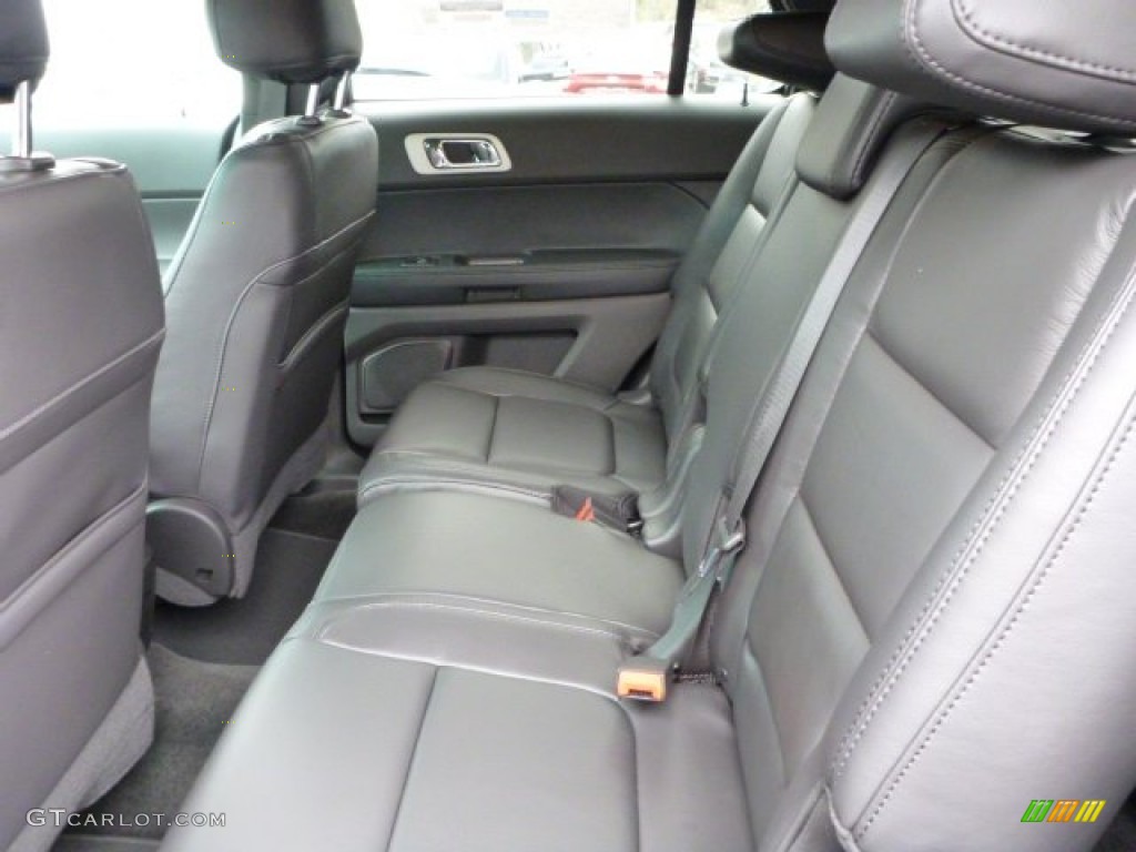 2015 Explorer XLT 4WD - Oxford White / Charcoal Black photo #9