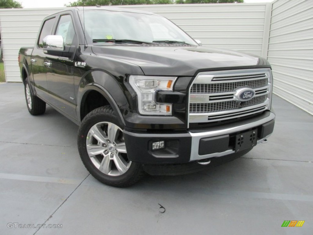 2015 F150 Platinum SuperCrew 4x4 - Tuxedo Black Metallic / Black photo #2