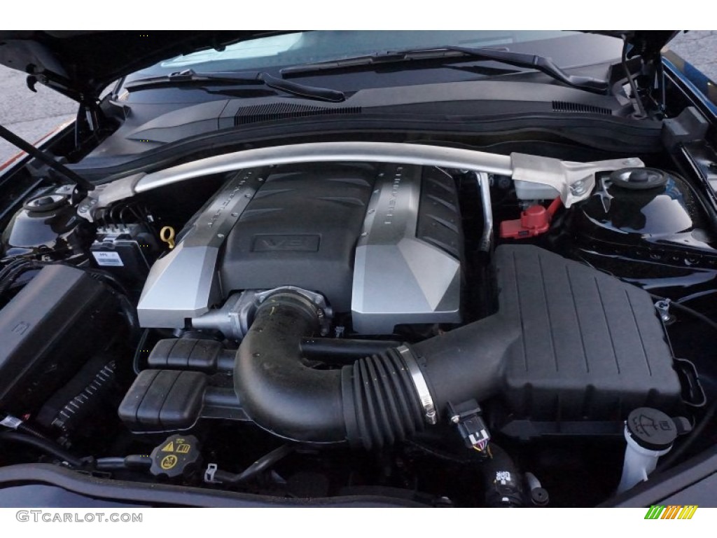 2015 Chevrolet Camaro SS Convertible Engine Photos