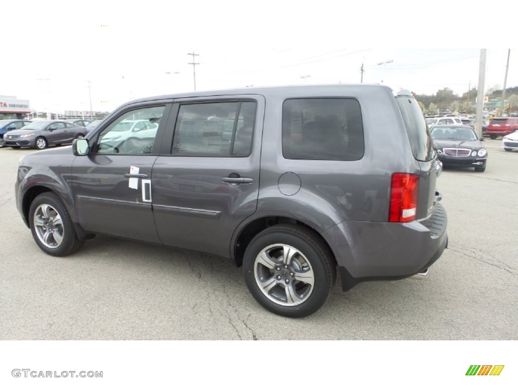 2015 Pilot SE 4WD - Modern Steel Metallic / Gray photo #6