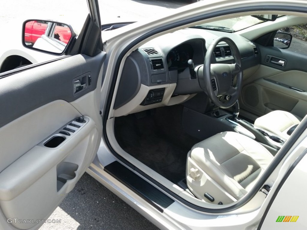 2010 Fusion SEL - Brilliant Silver Metallic / Medium Light Stone photo #16