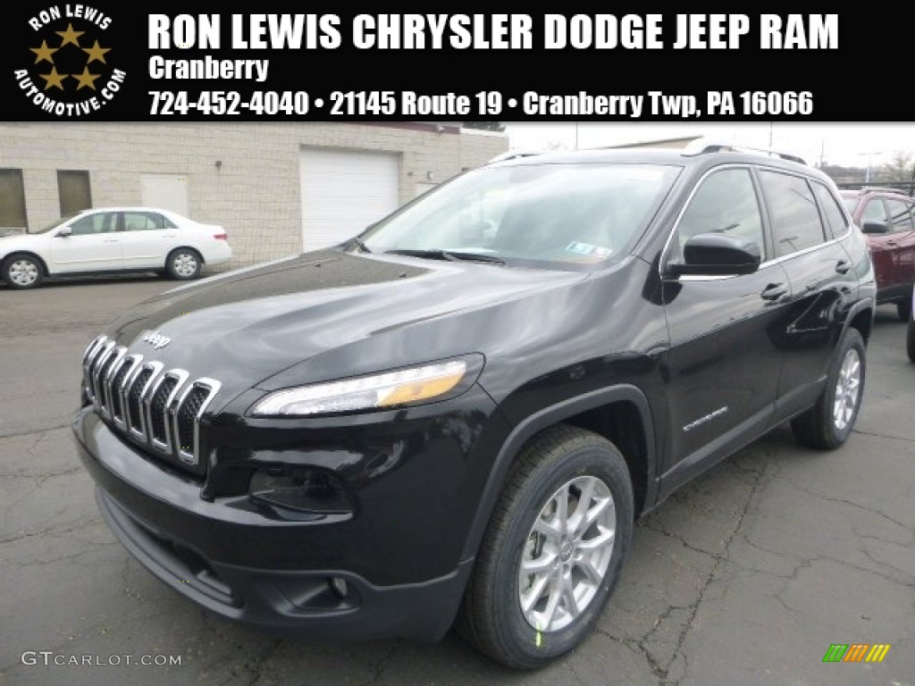 2015 Cherokee Latitude 4x4 - Brilliant Black Crystal Pearl / Black photo #1