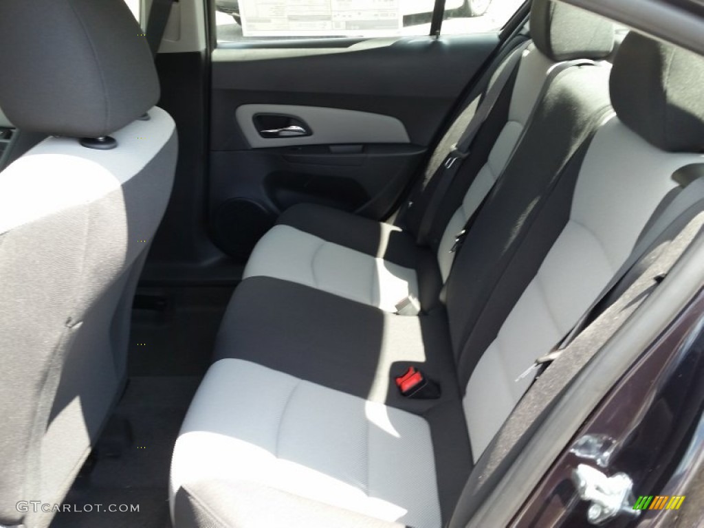 2015 Chevrolet Cruze L Rear Seat Photos
