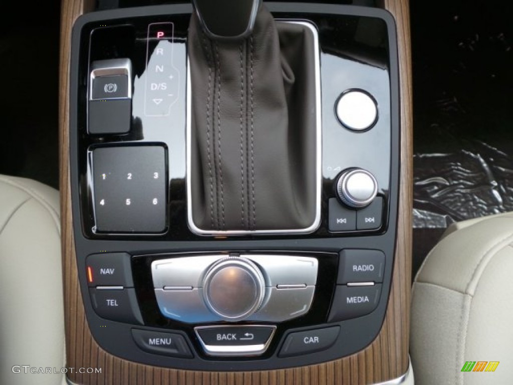 2016 Audi A7 3.0 TFSI Premium Plus quattro Controls Photo #103410964