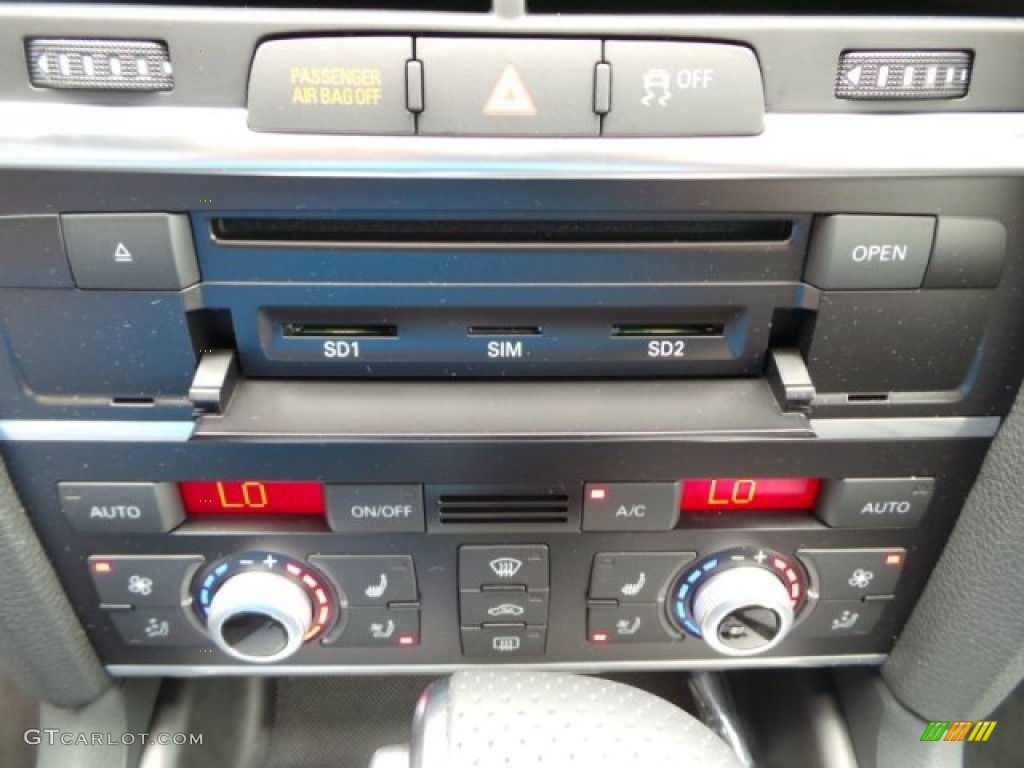 2015 Audi Q7 3.0 TDI Prestige quattro Controls Photo #103414396