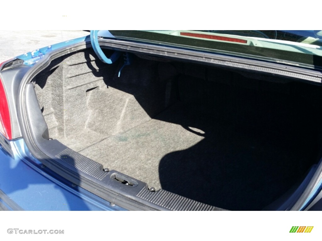 2002 Taurus SE - Blue Metallic / Medium Graphite photo #16