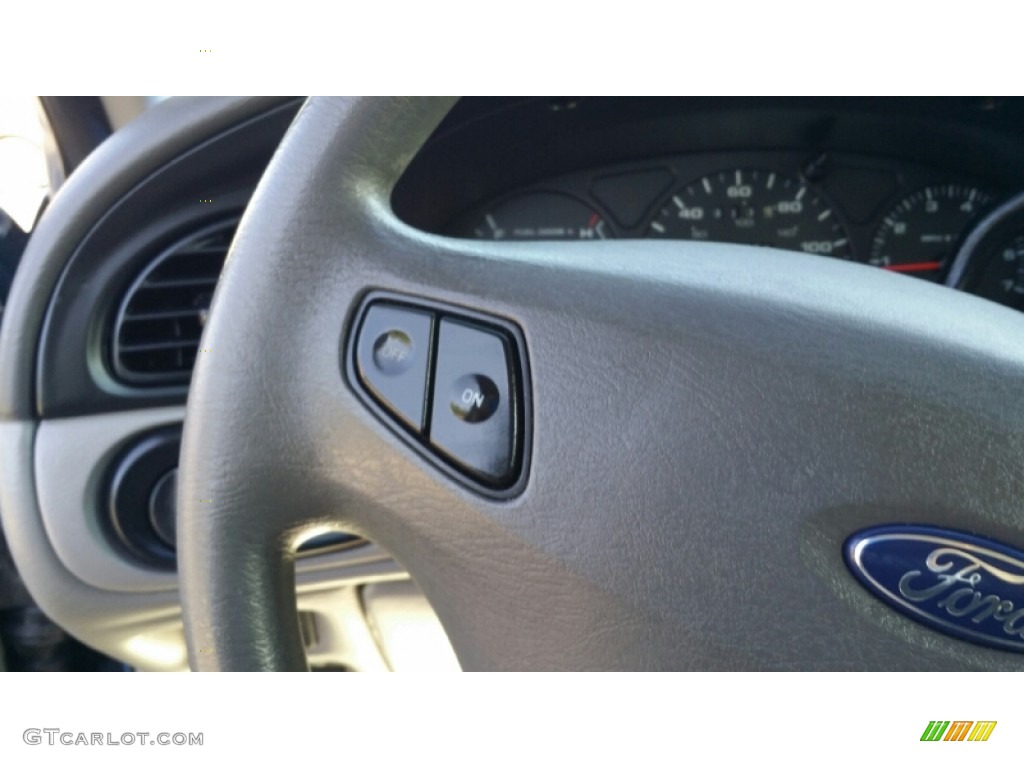 2002 Taurus SE - Blue Metallic / Medium Graphite photo #26