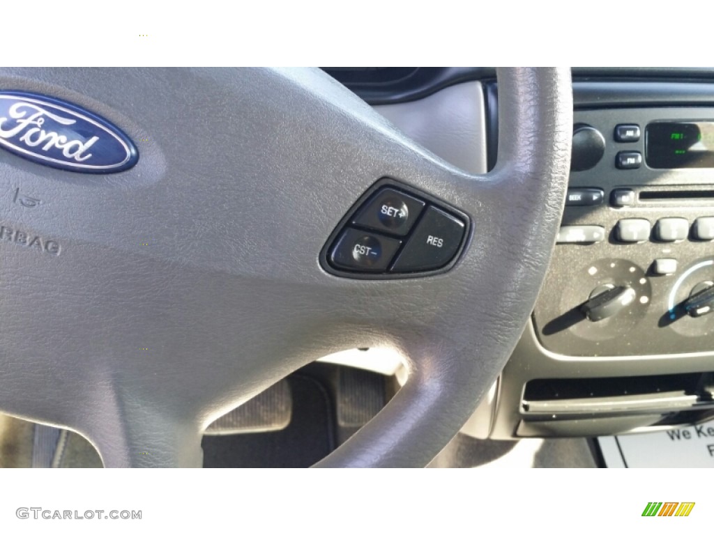 2002 Taurus SE - Blue Metallic / Medium Graphite photo #27
