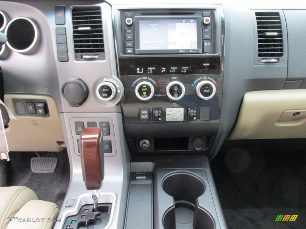 2015 Toyota Sequoia Platinum Controls Photo #103430485