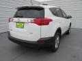 Super White - RAV4 XLE Photo No. 4