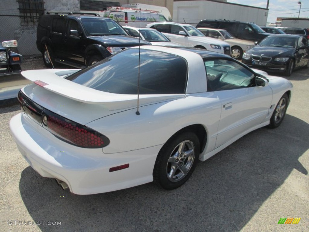 2002 Firebird Trans Am Coupe - Arctic White / Taupe photo #2