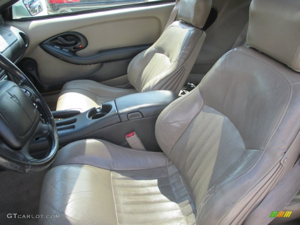 2002 Firebird Trans Am Coupe - Arctic White / Taupe photo #4