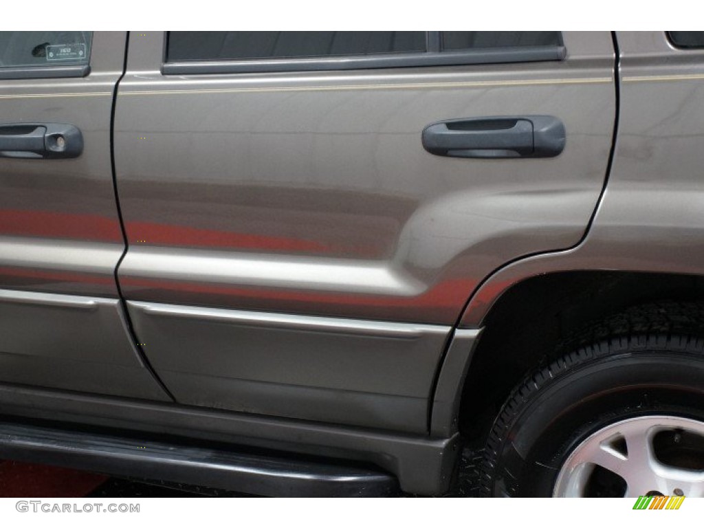 2000 Grand Cherokee Laredo 4x4 - Taupe Frost Metallic / Agate photo #56