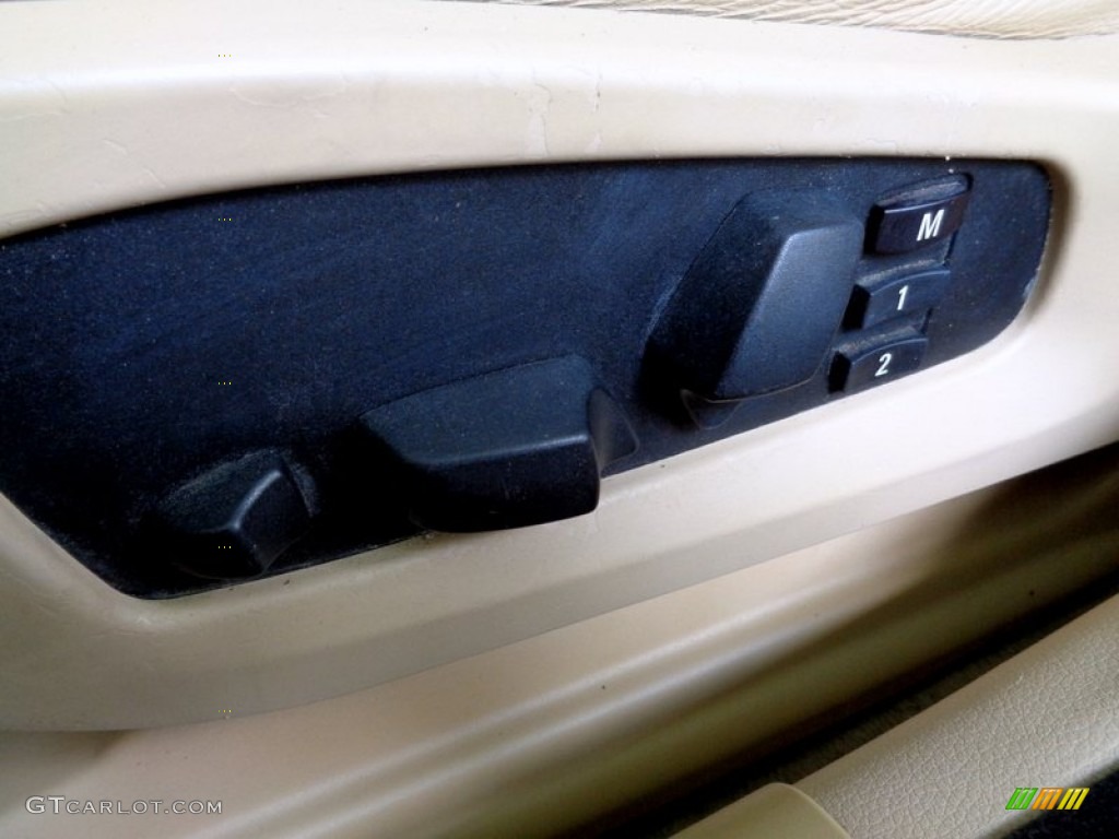 2004 BMW 5 Series 545i Sedan Controls Photo #103438869
