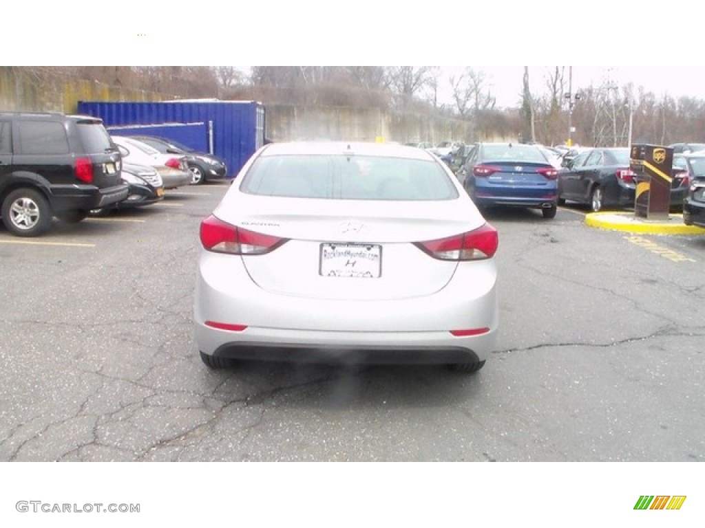 2016 Elantra SE - Silver / Gray photo #3