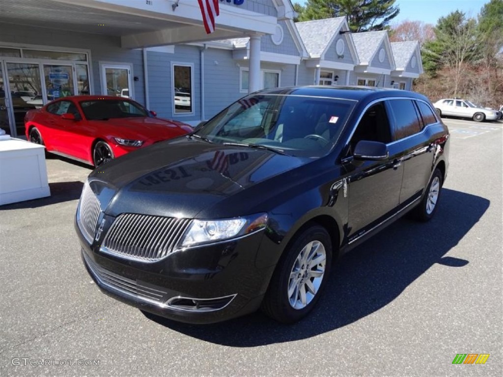 2014 MKT Livery AWD - Tuxedo Black / Charcoal Black photo #3