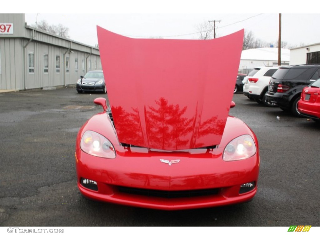 2005 Corvette Coupe - Precision Red / Ebony photo #15