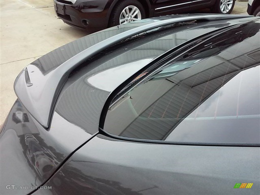 2015 Focus SE Sedan - Magnetic Metallic / Charcoal Black photo #30