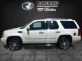 White Diamond - Escalade AWD Photo No. 2