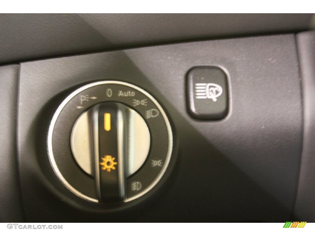 2011 Mercedes-Benz SL 65 AMG Roadster Controls Photo #103453182