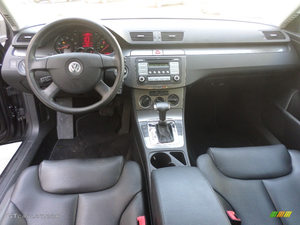 2008 Passat Turbo Sedan - Mocha Brown / Black photo #18