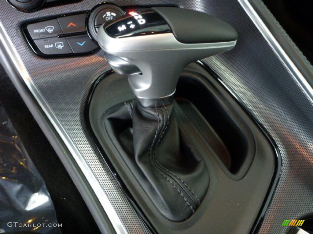 2015 Dodge Challenger R/T Scat Pack Transmission Photos