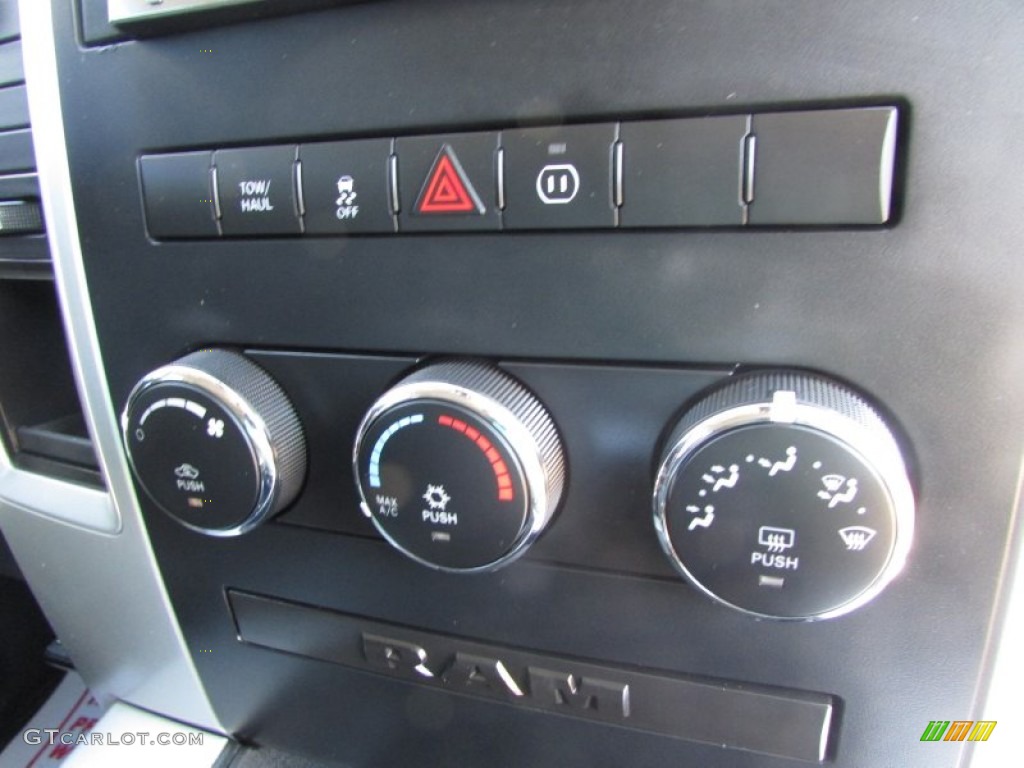 2011 Ram 1500 SLT Crew Cab - Bright Silver Metallic / Dark Slate Gray/Medium Graystone photo #26