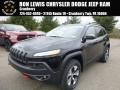 Brilliant Black Crystal Pearl - Cherokee Trailhawk 4x4 Photo No. 1