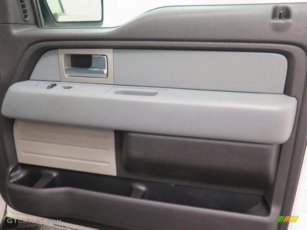 2011 F150 XL SuperCab 4x4 - Oxford White / Steel Gray photo #14