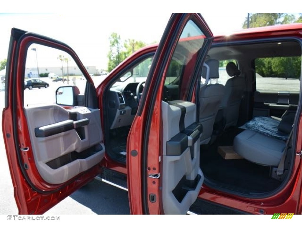 2015 F150 XLT SuperCrew 4x4 - Ruby Red Metallic / Medium Earth Gray photo #12