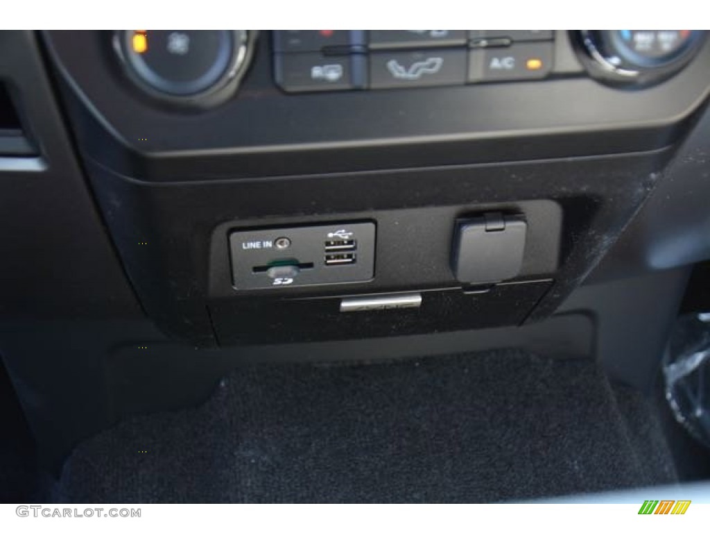 2015 F150 XLT SuperCrew 4x4 - Ruby Red Metallic / Medium Earth Gray photo #28