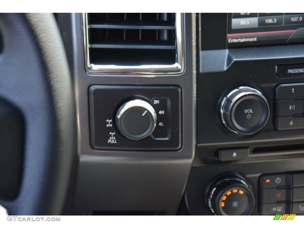 2015 F150 XLT SuperCrew 4x4 - Ruby Red Metallic / Medium Earth Gray photo #30