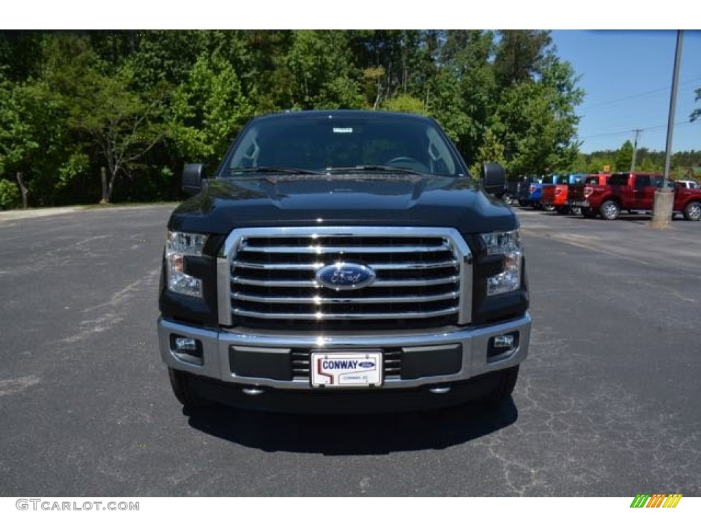 2015 F150 XLT SuperCab 4x4 - Tuxedo Black Metallic / Medium Earth Gray photo #2