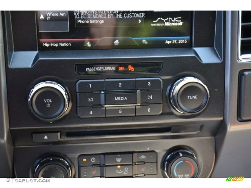 2015 F150 XLT SuperCab 4x4 - Tuxedo Black Metallic / Medium Earth Gray photo #25
