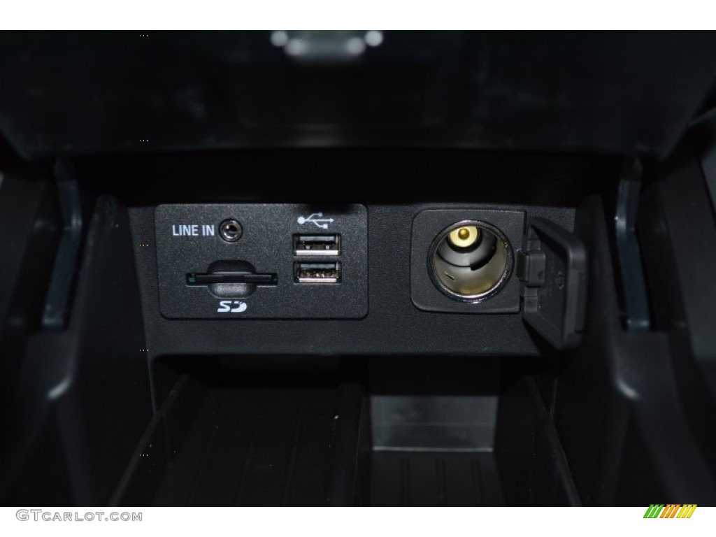 2015 Explorer XLT - Bronze Fire / Charcoal Black photo #17