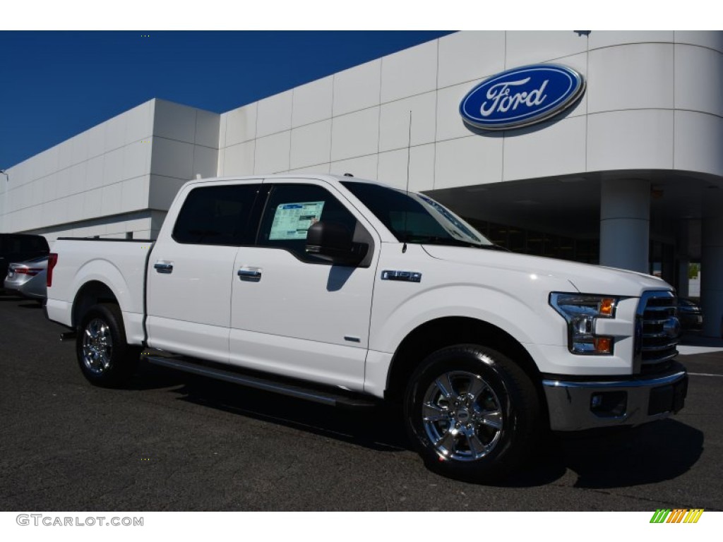 2015 F150 XLT SuperCrew - Oxford White / Medium Earth Gray photo #1