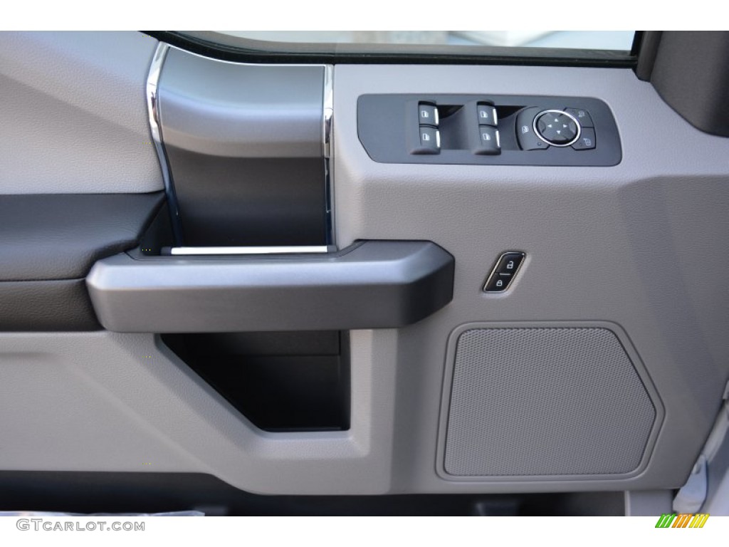 2015 F150 XLT SuperCrew - Oxford White / Medium Earth Gray photo #8