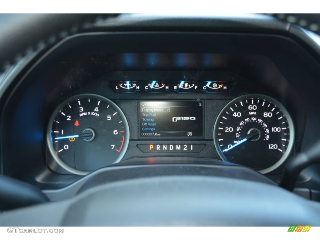 2015 F150 XLT SuperCrew - Oxford White / Medium Earth Gray photo #16