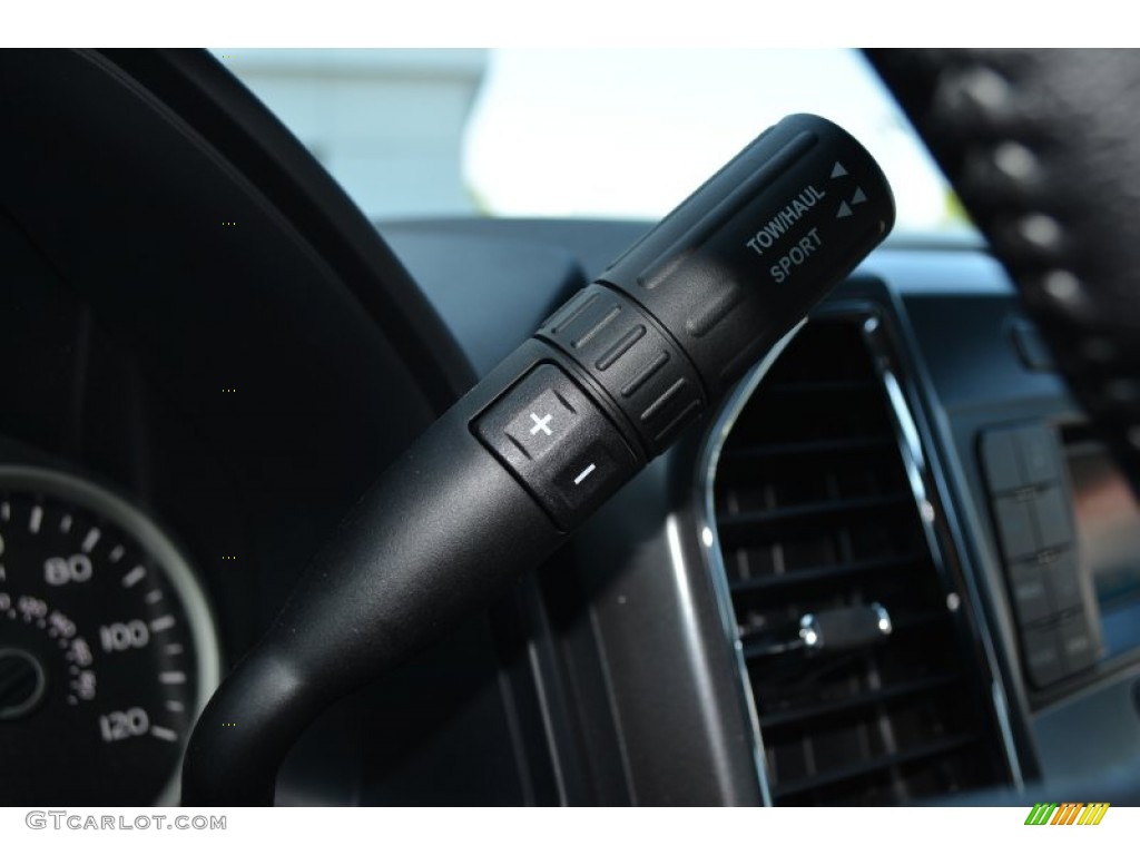 2015 F150 XLT SuperCrew - Oxford White / Medium Earth Gray photo #17