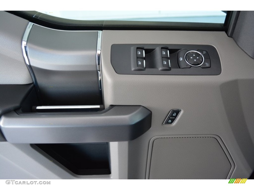 2015 F150 XLT SuperCrew - Tuxedo Black Metallic / Medium Earth Gray photo #8